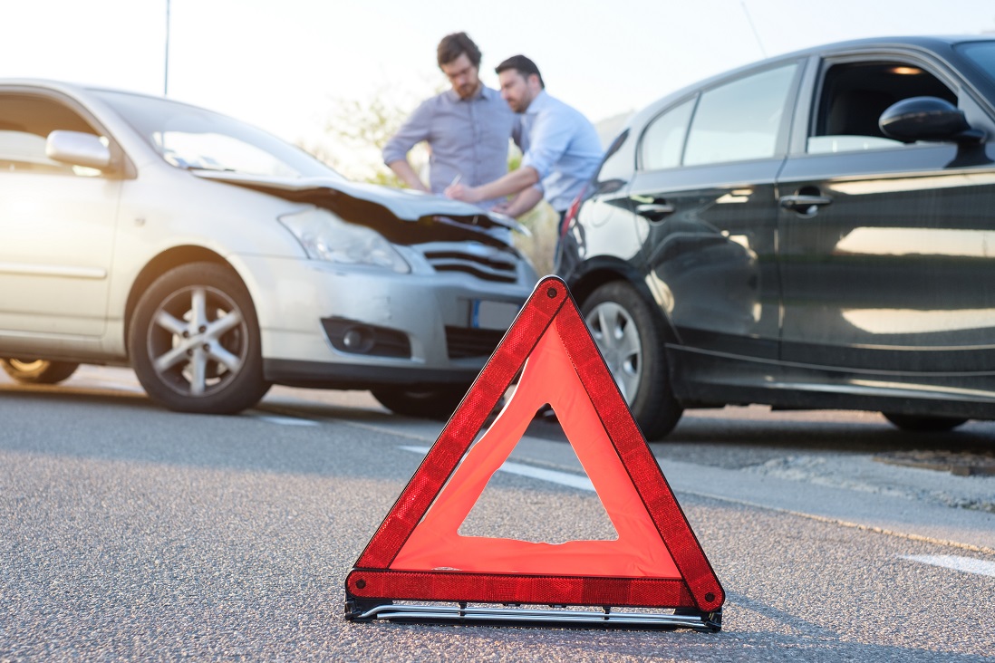 Autounfall: Die sechs wichtigsten Schritte an der Unfallstelle